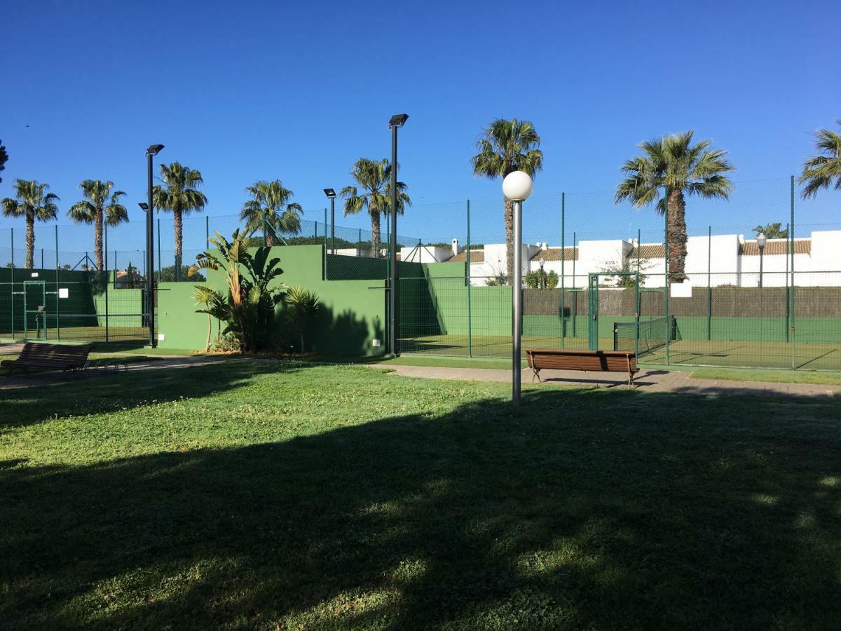 Adosado Residencial El Trébol Urbanización Novo Sancti Petri * Chiclana de la Frontera